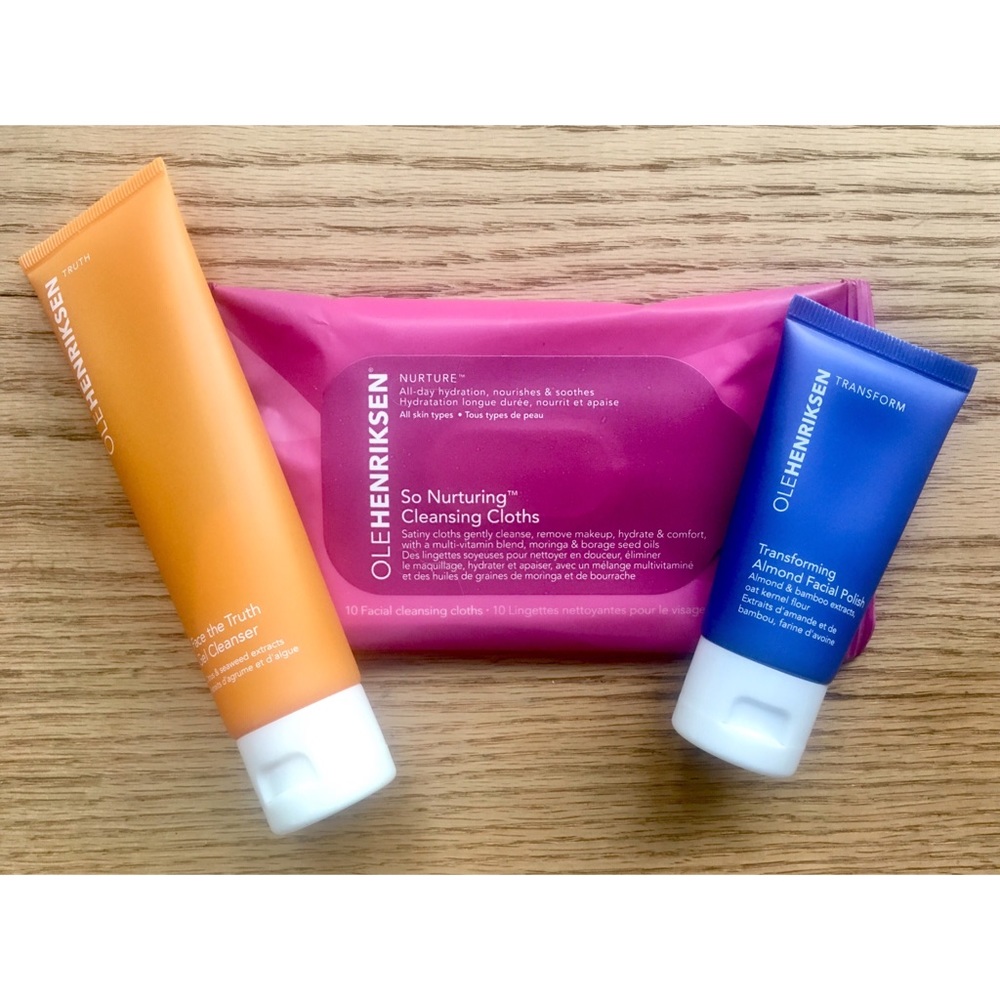 Moved! Ole Henriksen Cleanser Cloth Scrub Mini Set